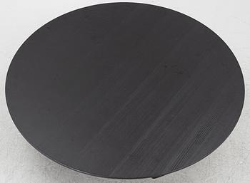 A coffee table, Minotti, Italy, 21st century.