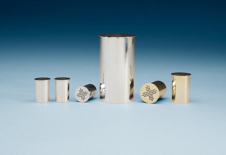 A set of six Wiwen Nilsson sterling cylindrical spice jars, Lund 1965 and -69.