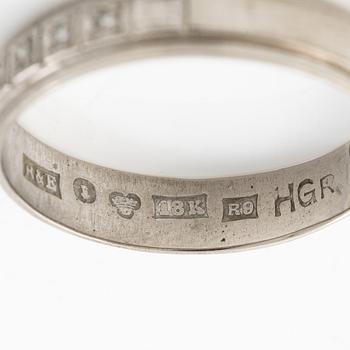 Ring halvallians 18K vitguld med små åttkantslipade diamanter.