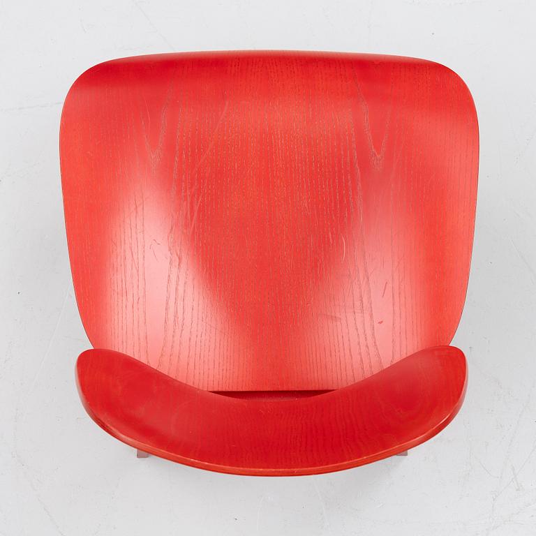 Charles & Ray Eames, a 'Plywood Group LCW Lounge Chair', Vitra, 2014.