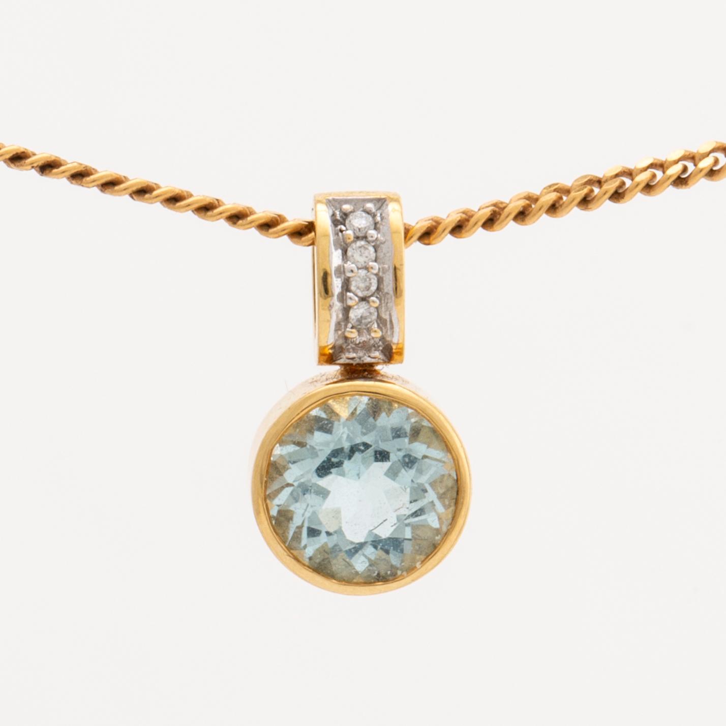2 rings and 1 pendant 18K gold, brilliant-cut diamonds and 1 aquamarine ca 7 mm, chain metal.