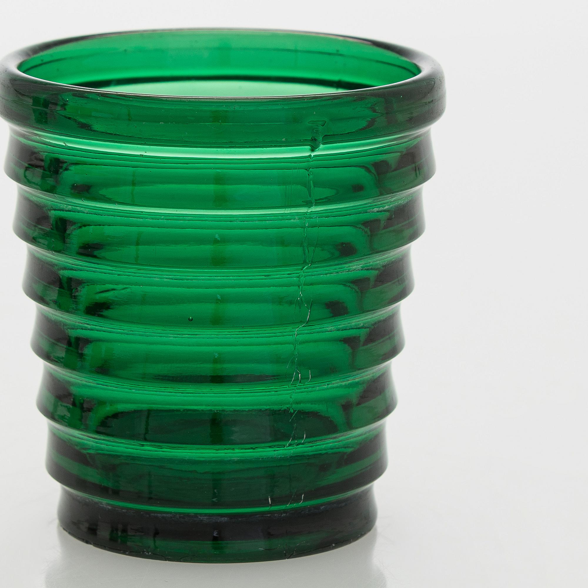 Aino Aalto, drinking glasses, 4 pcs, model 4052, and plate 'Bölgeblick', Karhula Glassworks, 1930s.