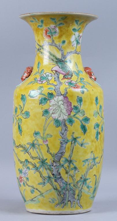 GOLVVAS, porslin, Kina, 1800/1900-tal.