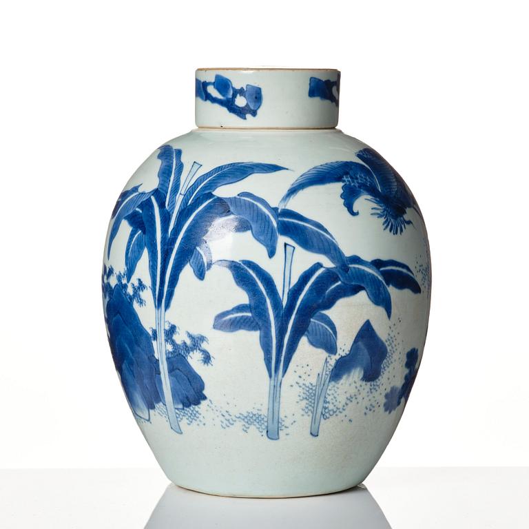 A blue and white Transitional jar with cover, 17th Century.