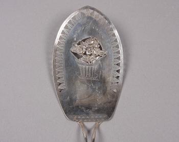 UPPLÄGGNINGSBESTICK, 7 st, silver. 1800/1900-tal.
