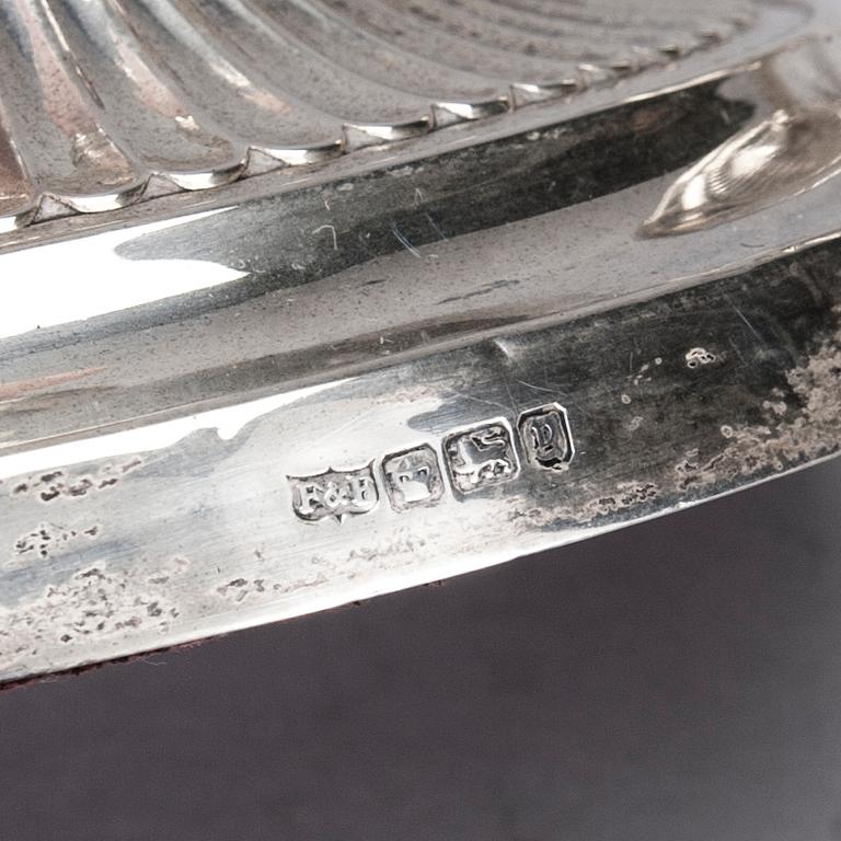 LJUSSTAKAR, ett par, silver, Sheffield, England, 1916.