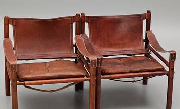 KARMSTOLAR, ett par, "Sirocco", design Arne Norell, 1900-talets tredje kvartal.