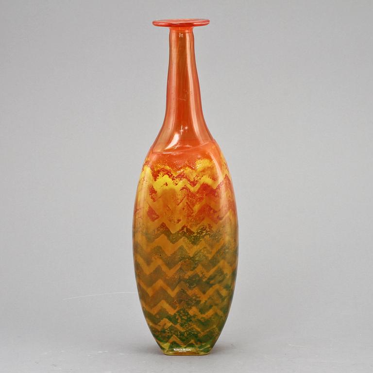 VAS, glas, Kjell Engman, Kosta Boda, sign.