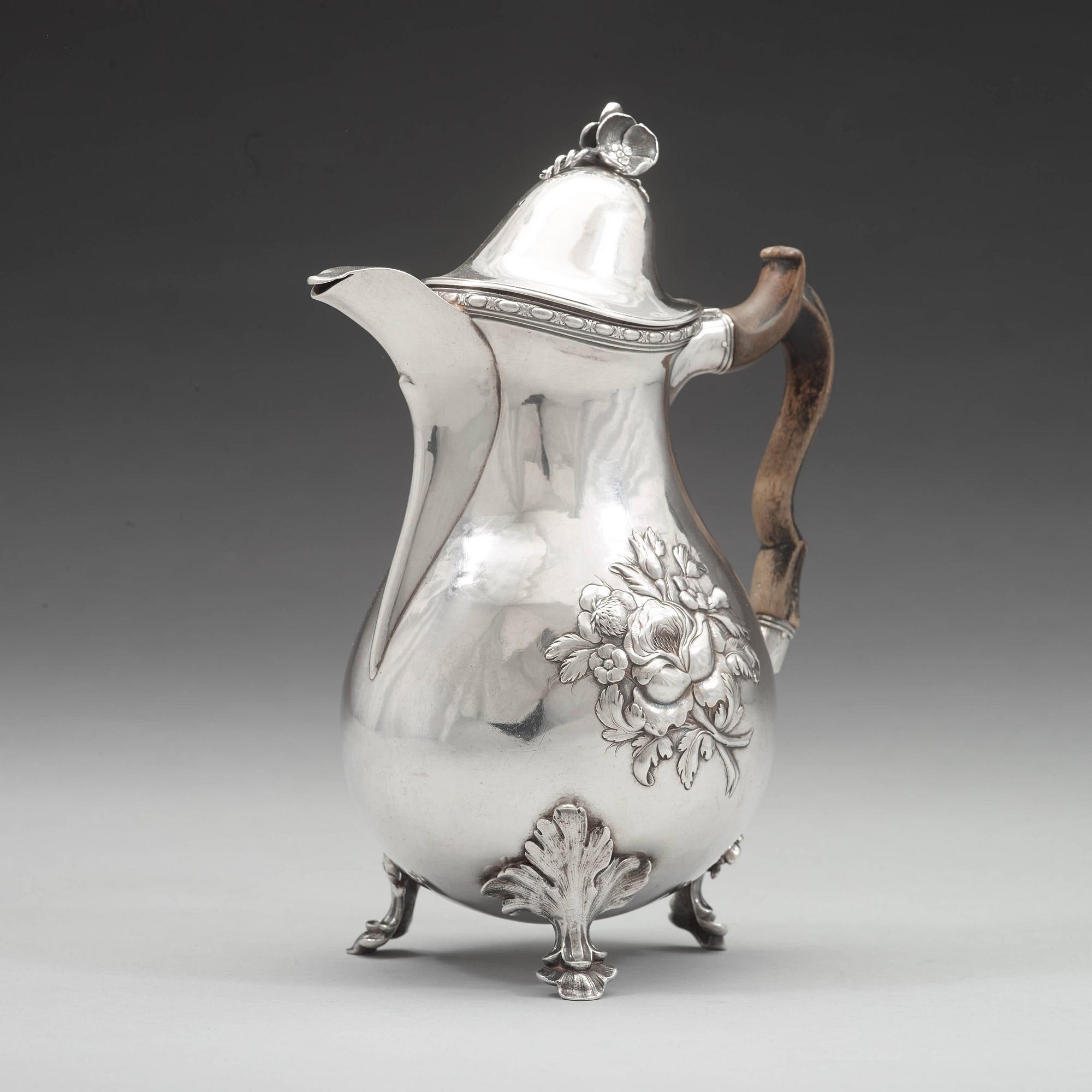 A Swedish 18th century silver coffee-pot, mark of Pehr Zethelius, Stockholm 1777.