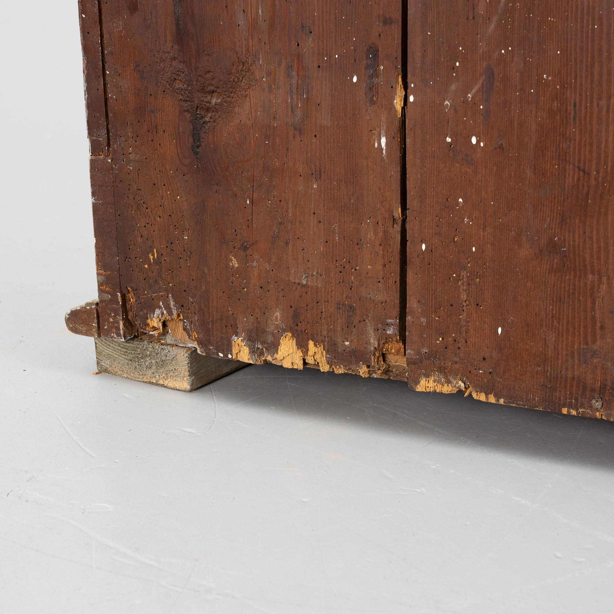 Corner cabinet, early 19th century, Gustavian.