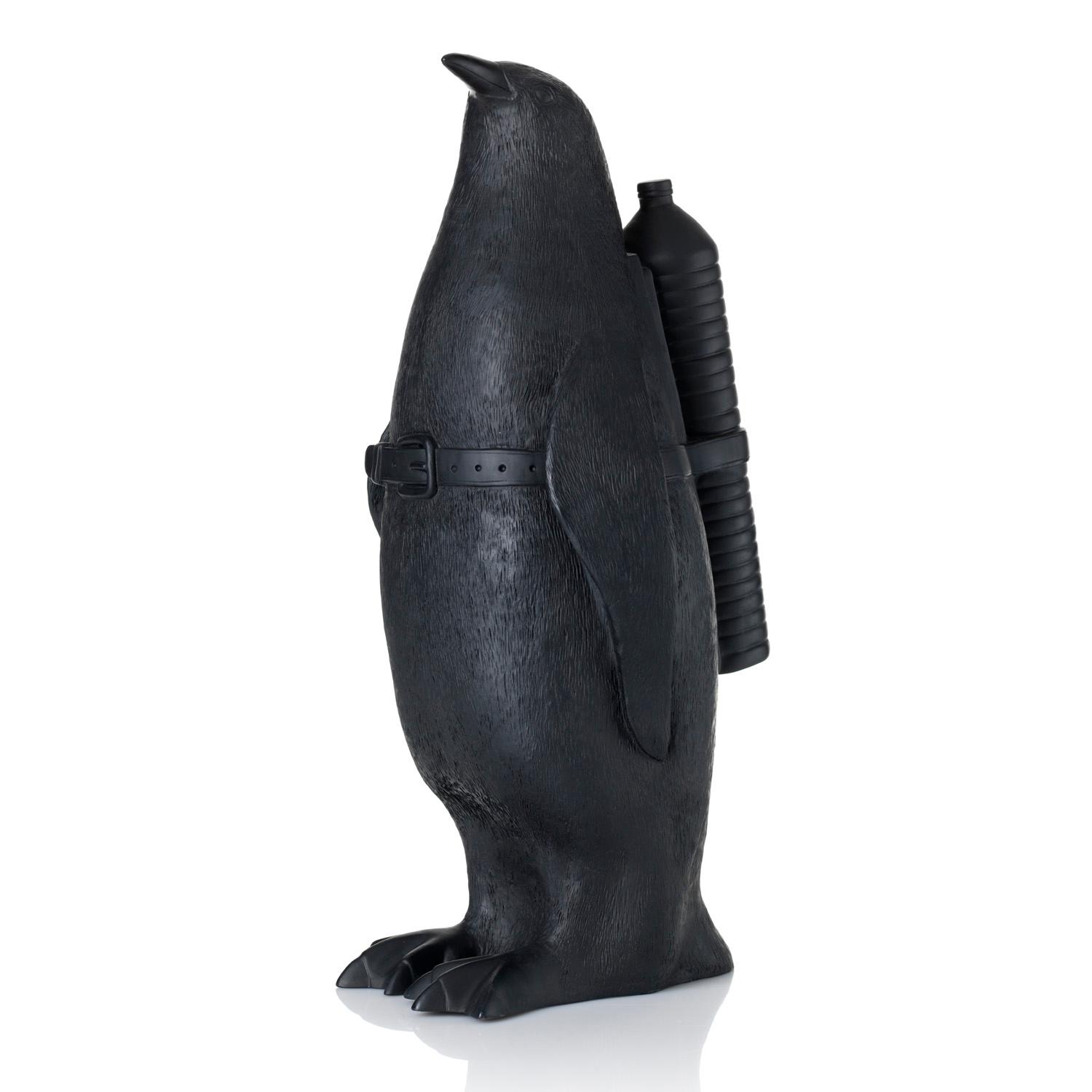 WILLIAM SWEETLOVE, skulptur, plast, signerad 226/300.