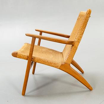 Hans J Wegner,