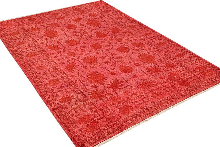 A Ziglar carpet a. 298 x 208 cm.