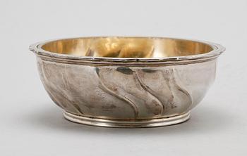 SKÅL, silver, Stockholm 1917. Vikt ca 429 g.