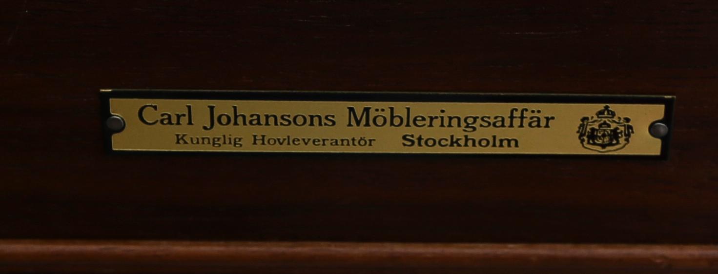 SIDEBOARD, Carl Johanssons Möbleringsaffär, Stockholm, 1900-talets första hälft.