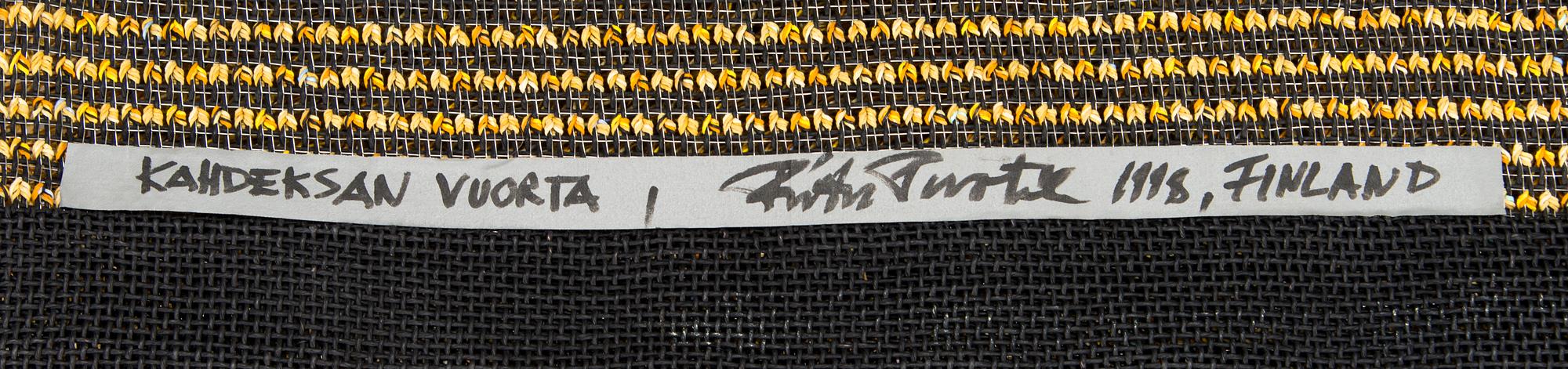 Ritva Puotila,  konsttextil, signerad Ritva Puotila 1998, Woodnotes.