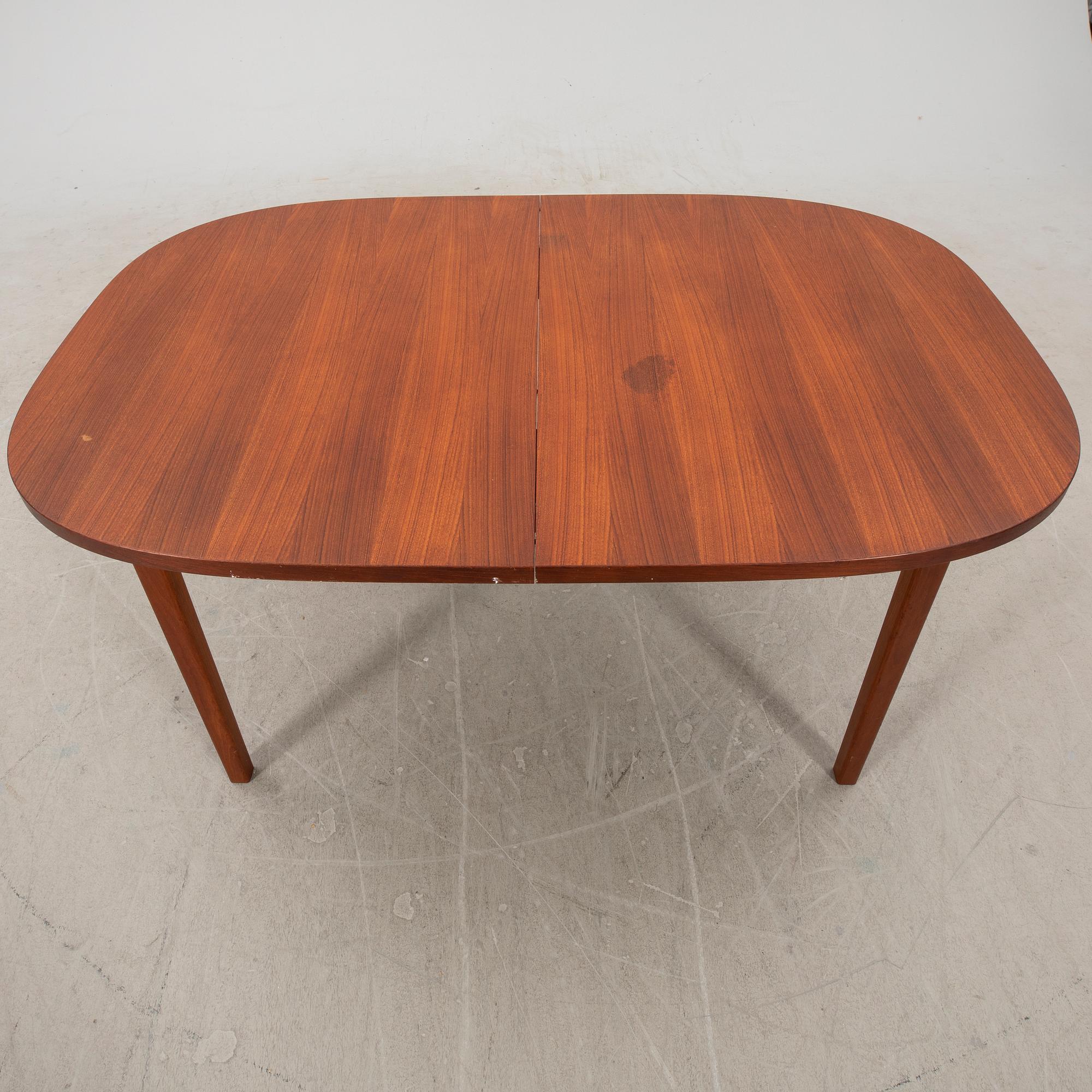 Dining table 1960/70s.