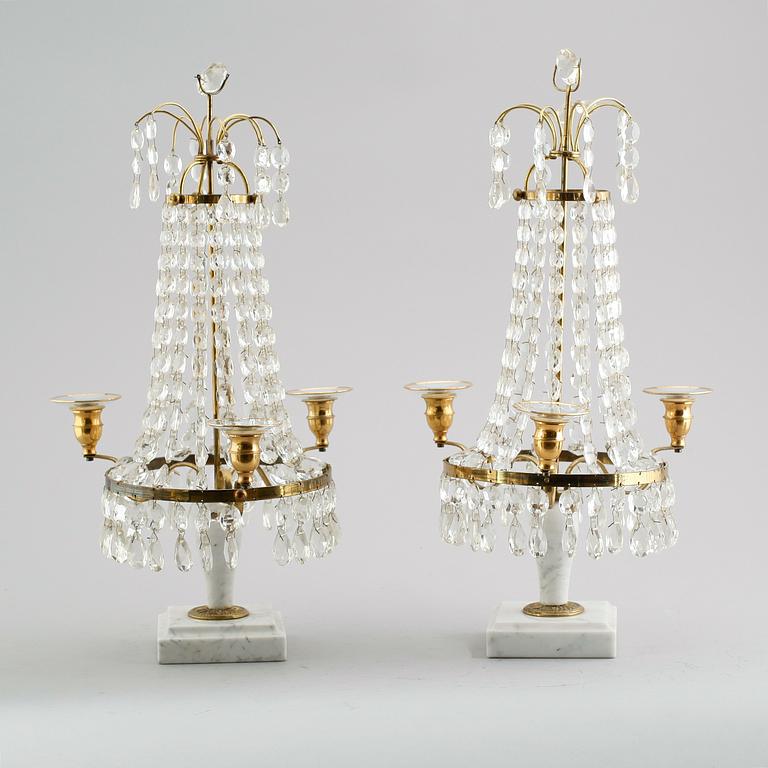 BORDSLYSTRAR, 1 par, gustaviansk stil, 1900-talets mitt.