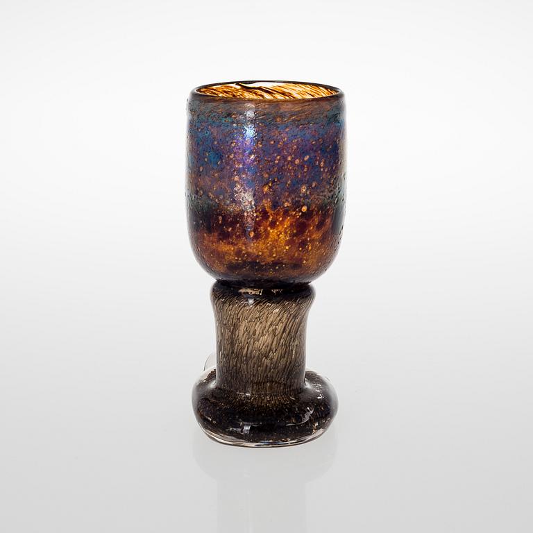 BJÖRN WECKSTRÖM, ART GLASS. Foot. Signed Björn Weckström Nuutajärvi Notsjö.
