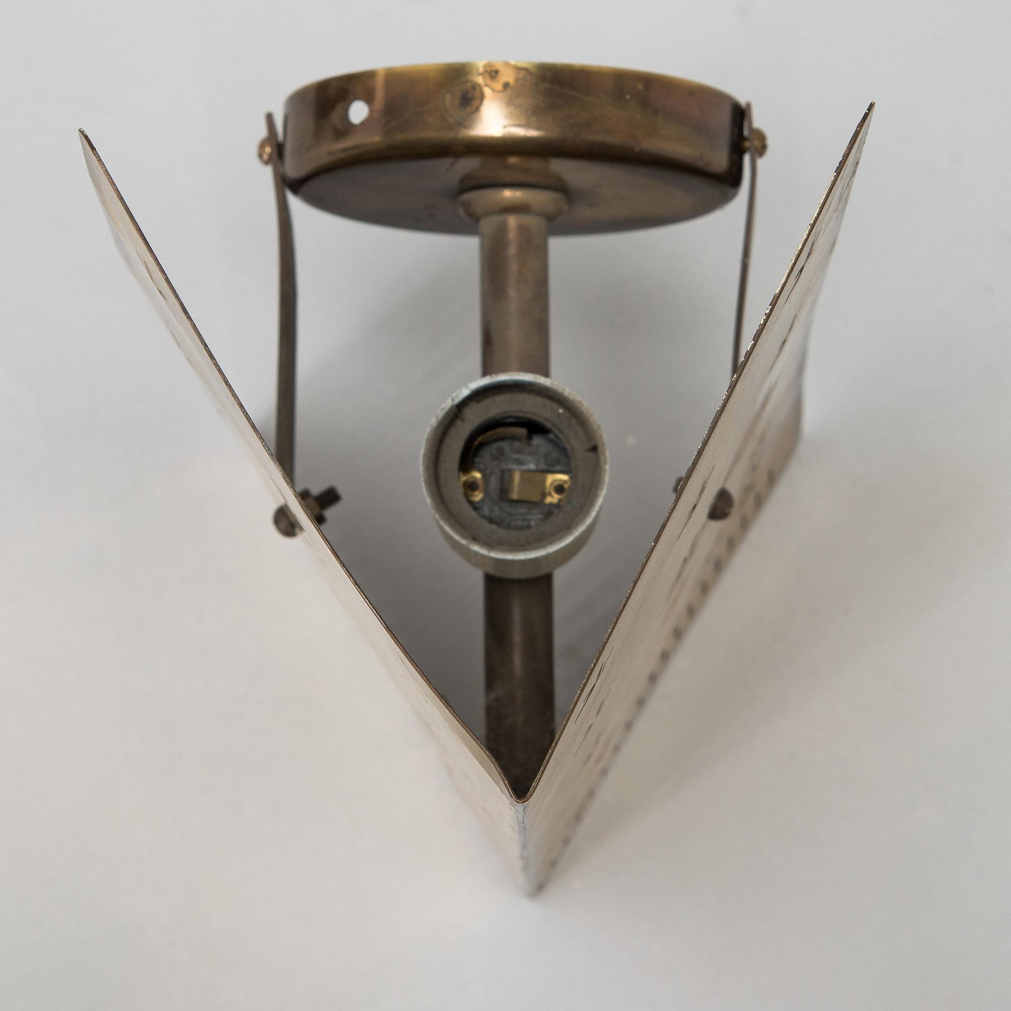 Paavo Tynell, A pair of mid-20th century '10330' wall lamps for Taito, Finland.
