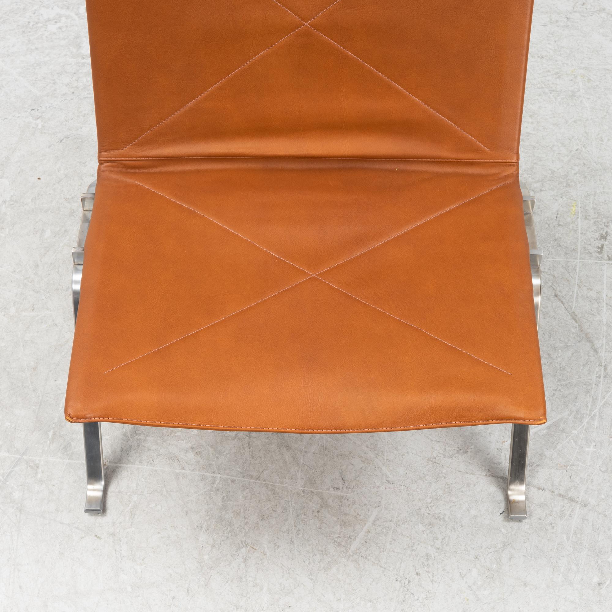 Poul Kjaerholm, fåtölj, PK22, Fritz Hansen, Danmark, daterad 1998.