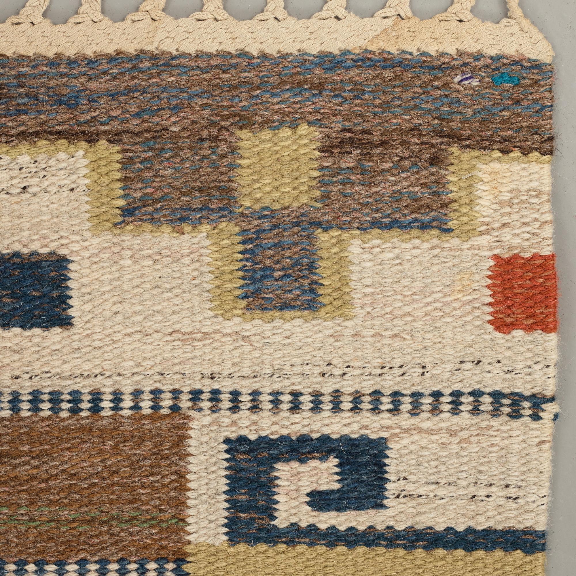 Märta Måås-Fjetterström, MÄRTA MÅÅS-FJETTERSTRÖM, A CARPET, "Bruna heden", flat weave, ca 287,5 x 153 cm, signed AB MMF.