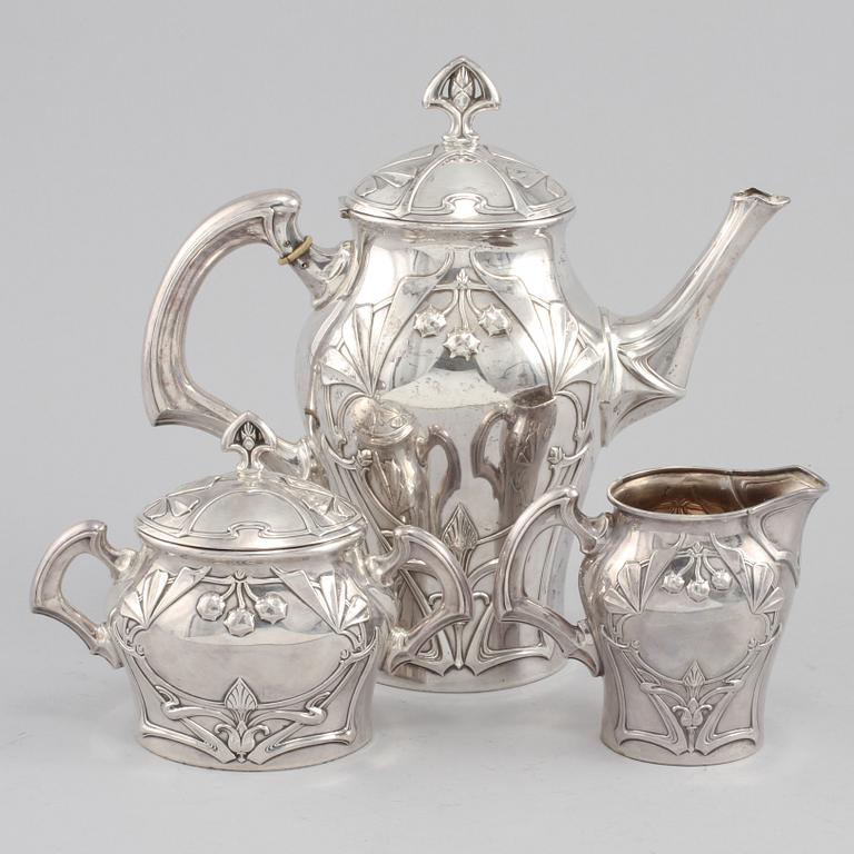KAFFESERVIS, 3 delar, silver, Göteborg, jugend, 1903. Totalvikt cirka 1019 gram.