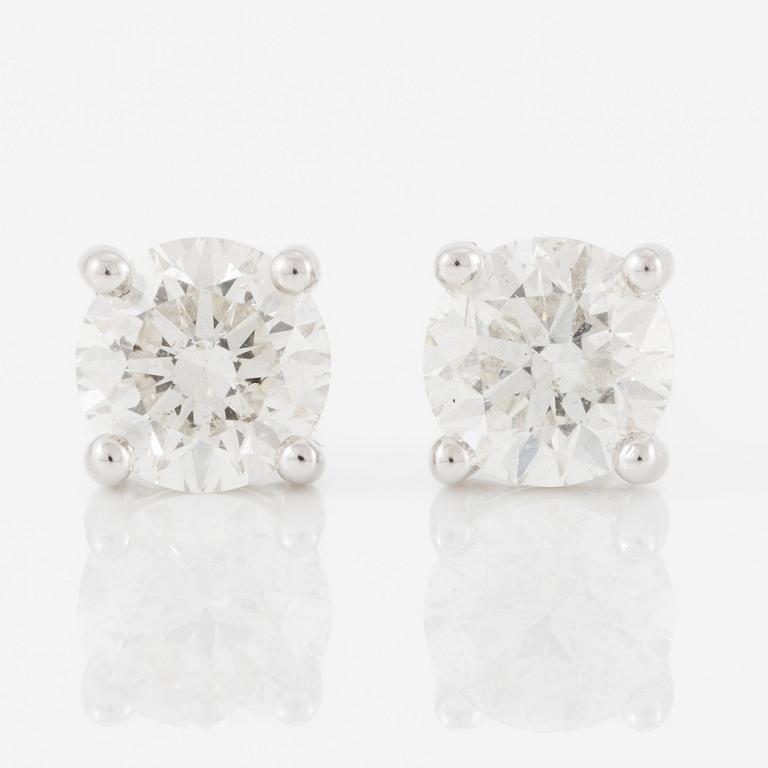 Örhängen, 18K vitguld med briljantslipade diamanter.