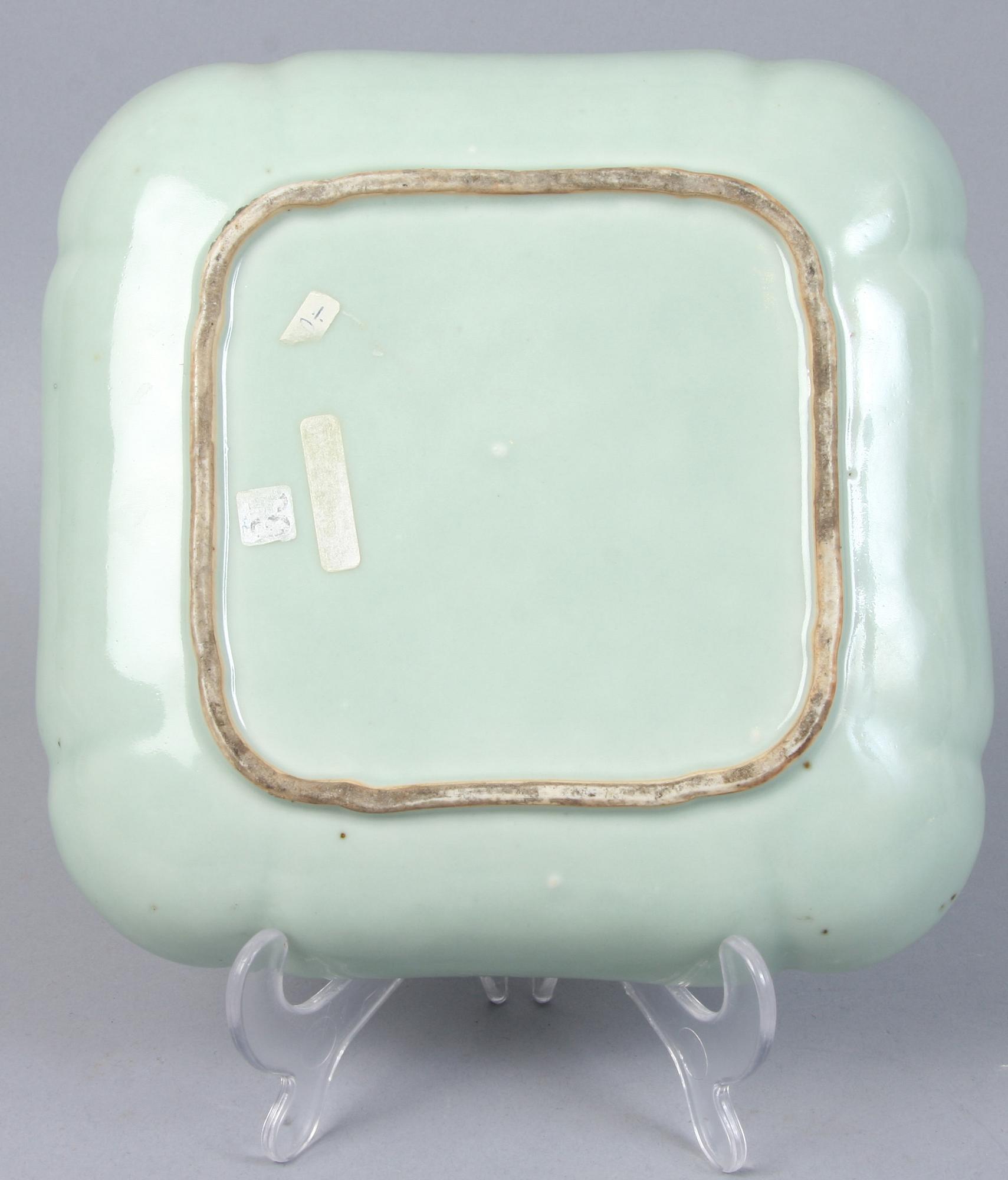UPPLÄGGNINGSFAT, 2 st, porslin, Kina, 1800/1900- tal.