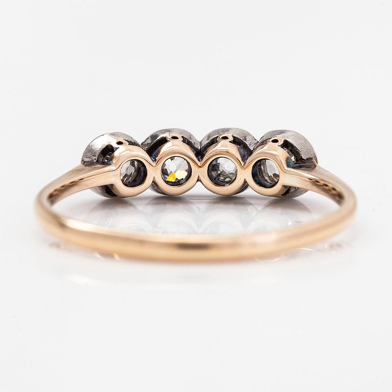 A 14K gold ring, with old-cut diamonds totalling approximately 0.32 ct, A.Koistinen, Helsinki 1939.