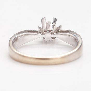 A 14K white gold ring with a diamond ca. 0.30 ct. Marked Chanti.