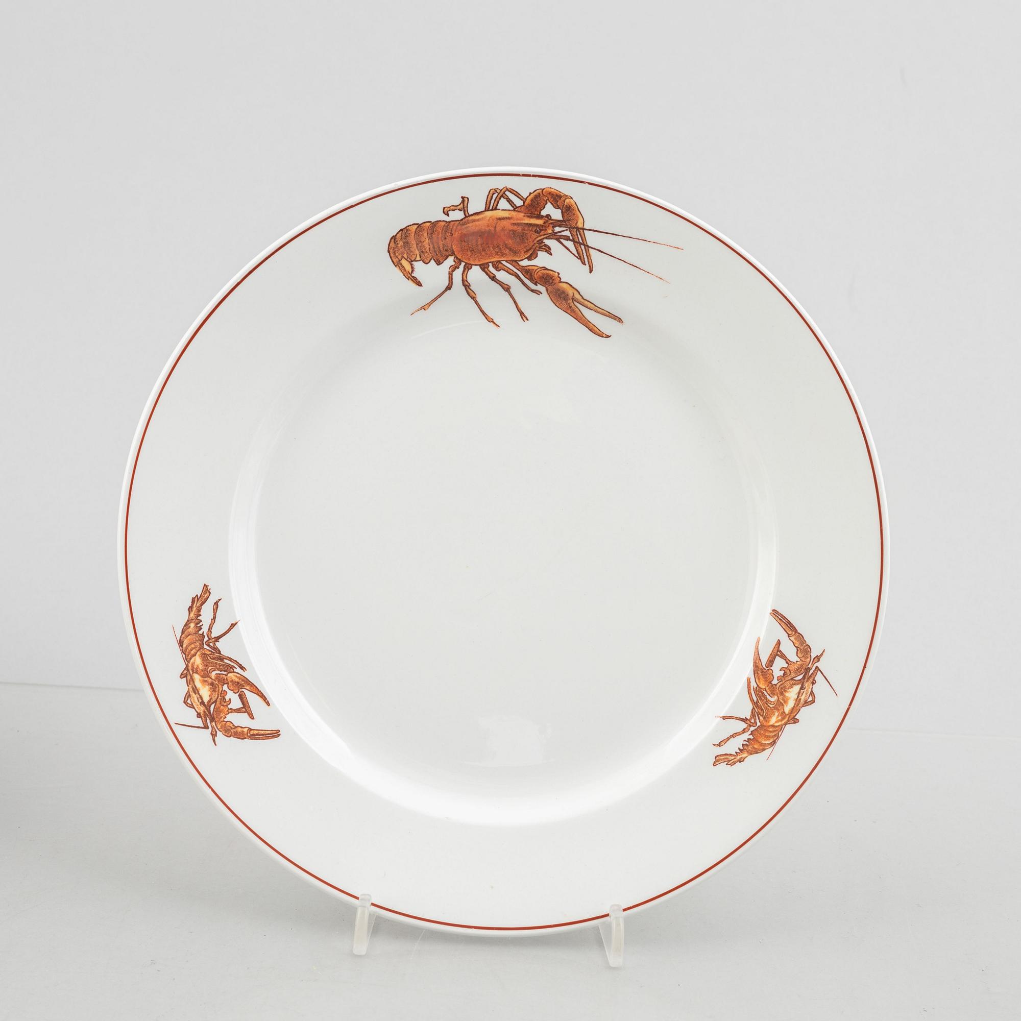 17 crayfish plates, Gustafsberg and Rörstrand, early 20th Century.