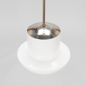 Paavo Tynell, a mid-20th-century '1602/1673' pendant light for Idman.
