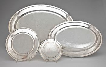 FAT, 4 st, silver, bla C G Hallberg, Stockholm, 1900-talets första hälft. Totalvikt ca 2248 g.