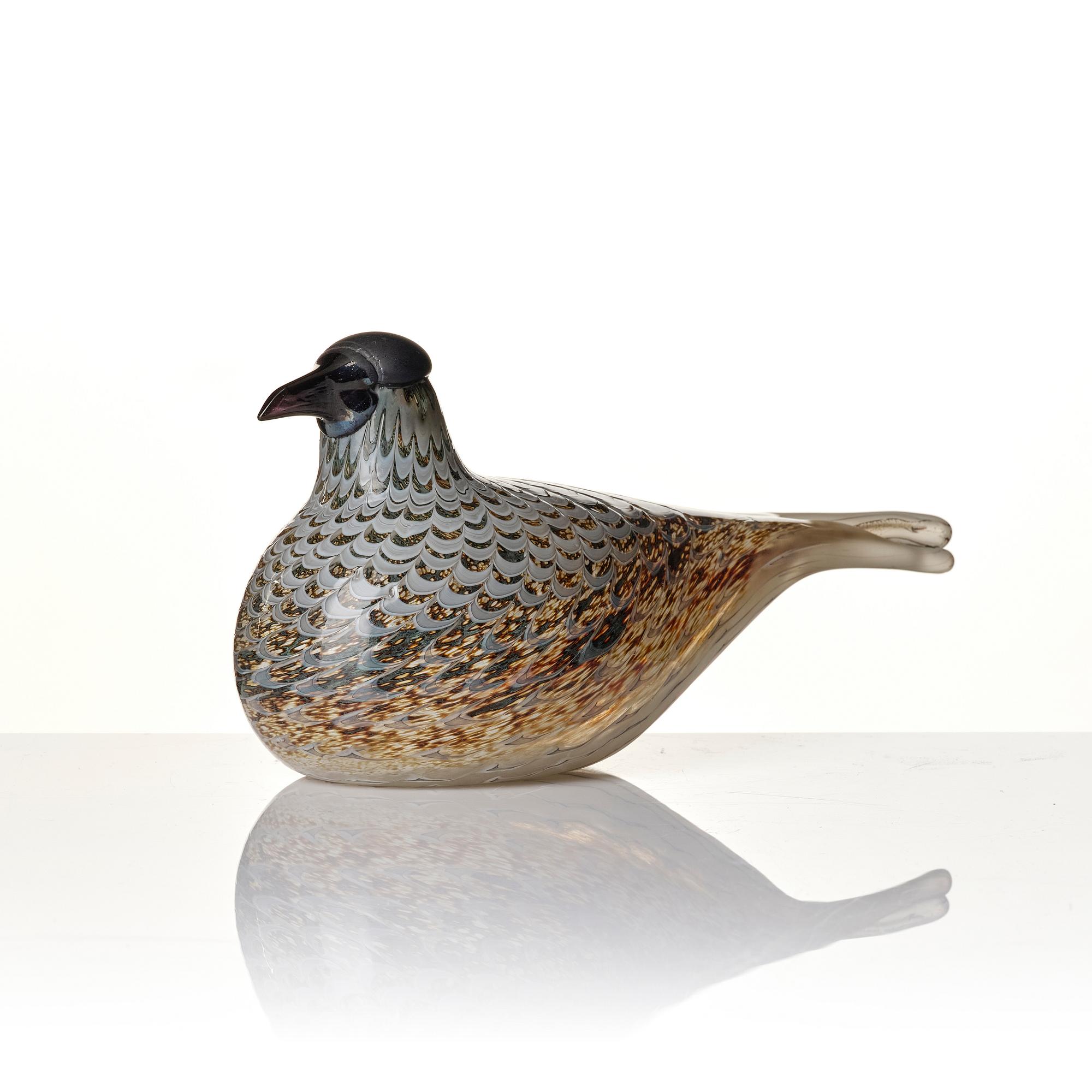 Oiva Toikka, a bird, 'Labbe', Nuutajärvi Notsjö, Finland.