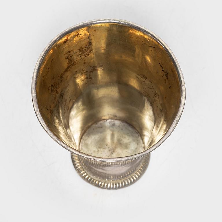 Bägare, silver, Bengt Björn, Västerås 1742.
