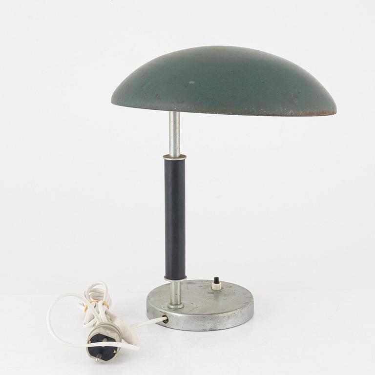 A 1930's table light.