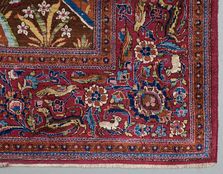 SEMI-ANTIQUE SILK KASHAN. 196,5 x 134,5 cm.