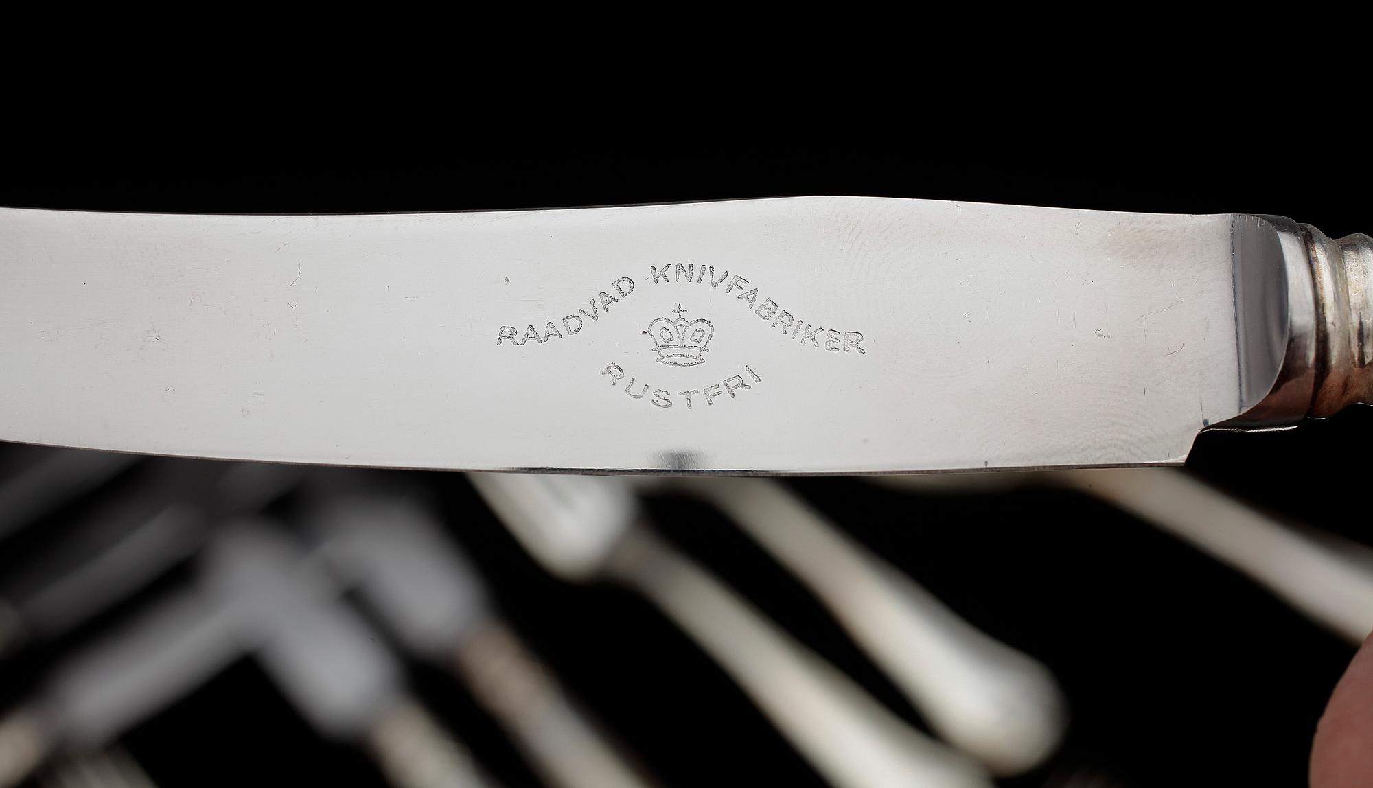 BESTICKSERVISDELAR, 14 st, silver, K G Markströms Guldsmeds AB, Uppsala. 1900-tal. Totalvikt ca 394 g exkl. knivar.