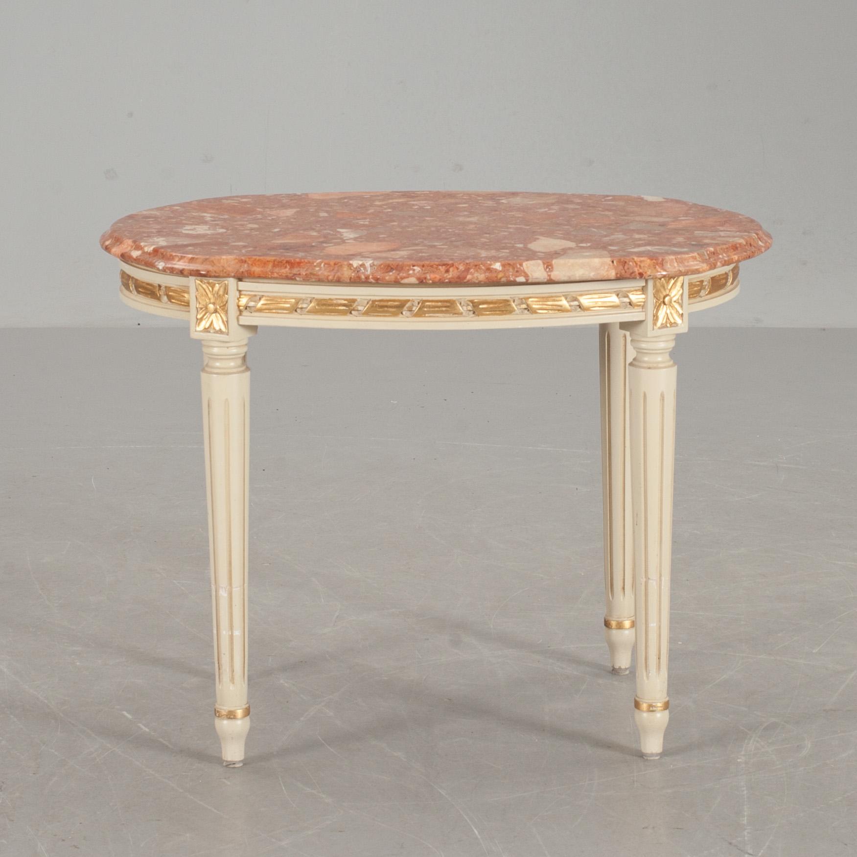 BORD, marmor, gustaviansk stil. 1900-talets andra hälft.