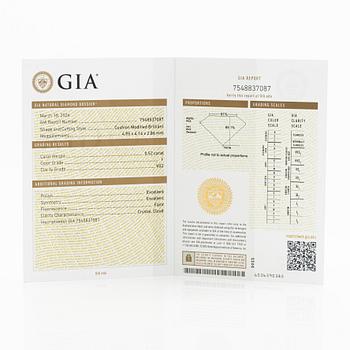 Örhängen, ett par,  18K vitguld med cushionslipade diamanter totalt 1.03 ct, medföljande GIA dossier.