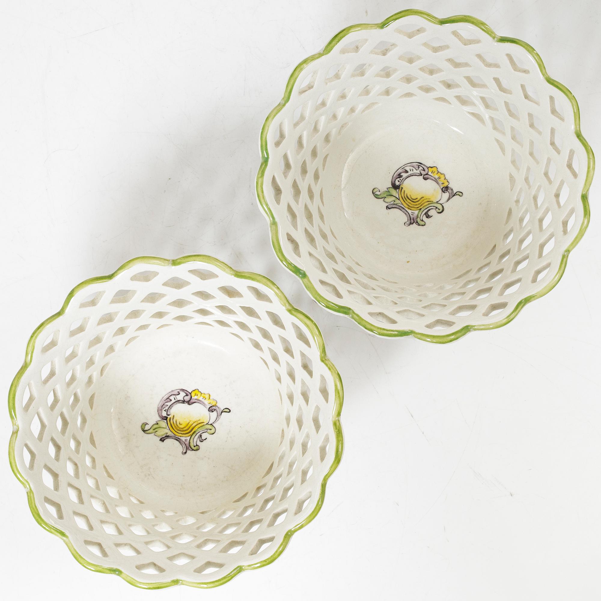 Galler bowls, 2 + 1 pcs, Rörstrand, early 20th century..