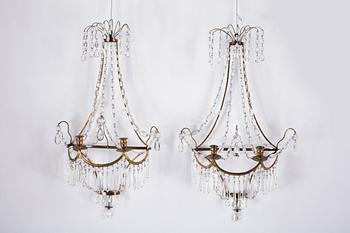 VÄGGLYSTRAR, ett par, Gustavianska 1700-talets slut.