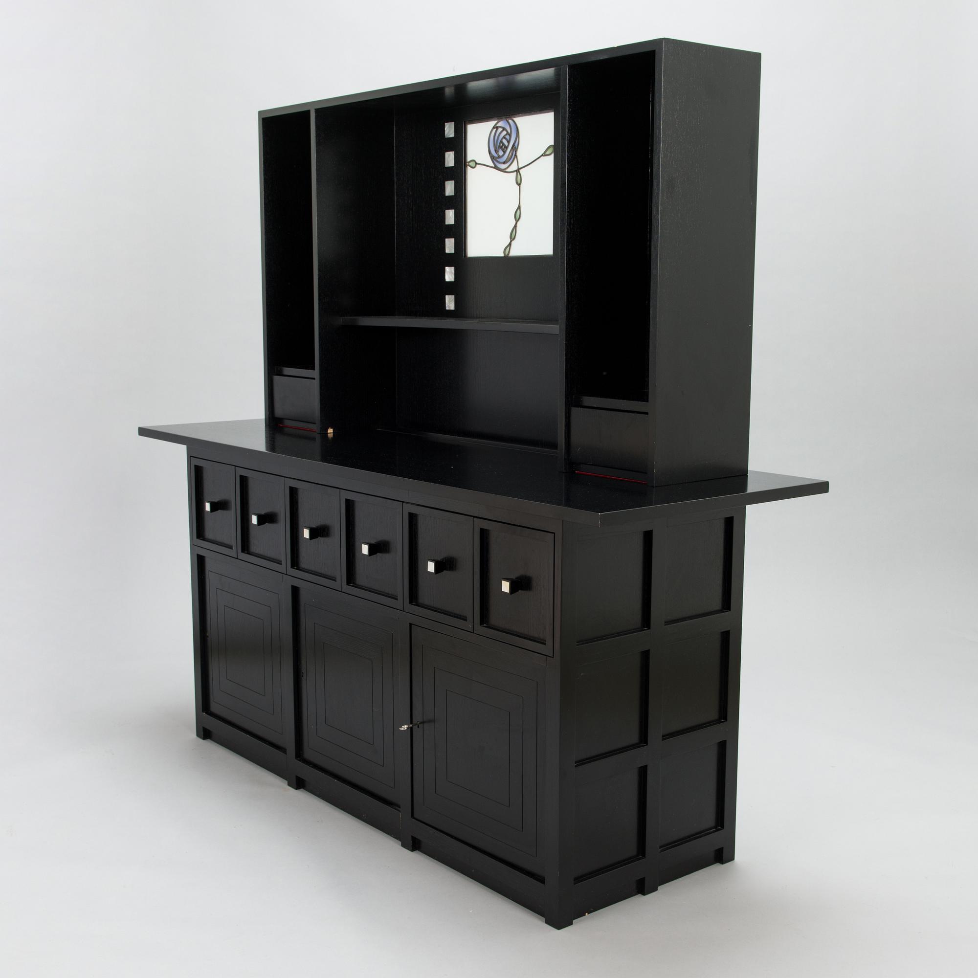 Charles Rennie Mackintosh, an early 21st century 'Buffet 327 DS'' Cassina.