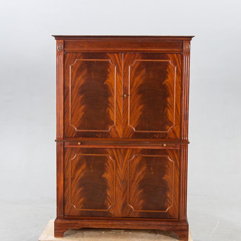 Bar cabinet / cabinet, mahogany, Aurora, second half of the 20th century.