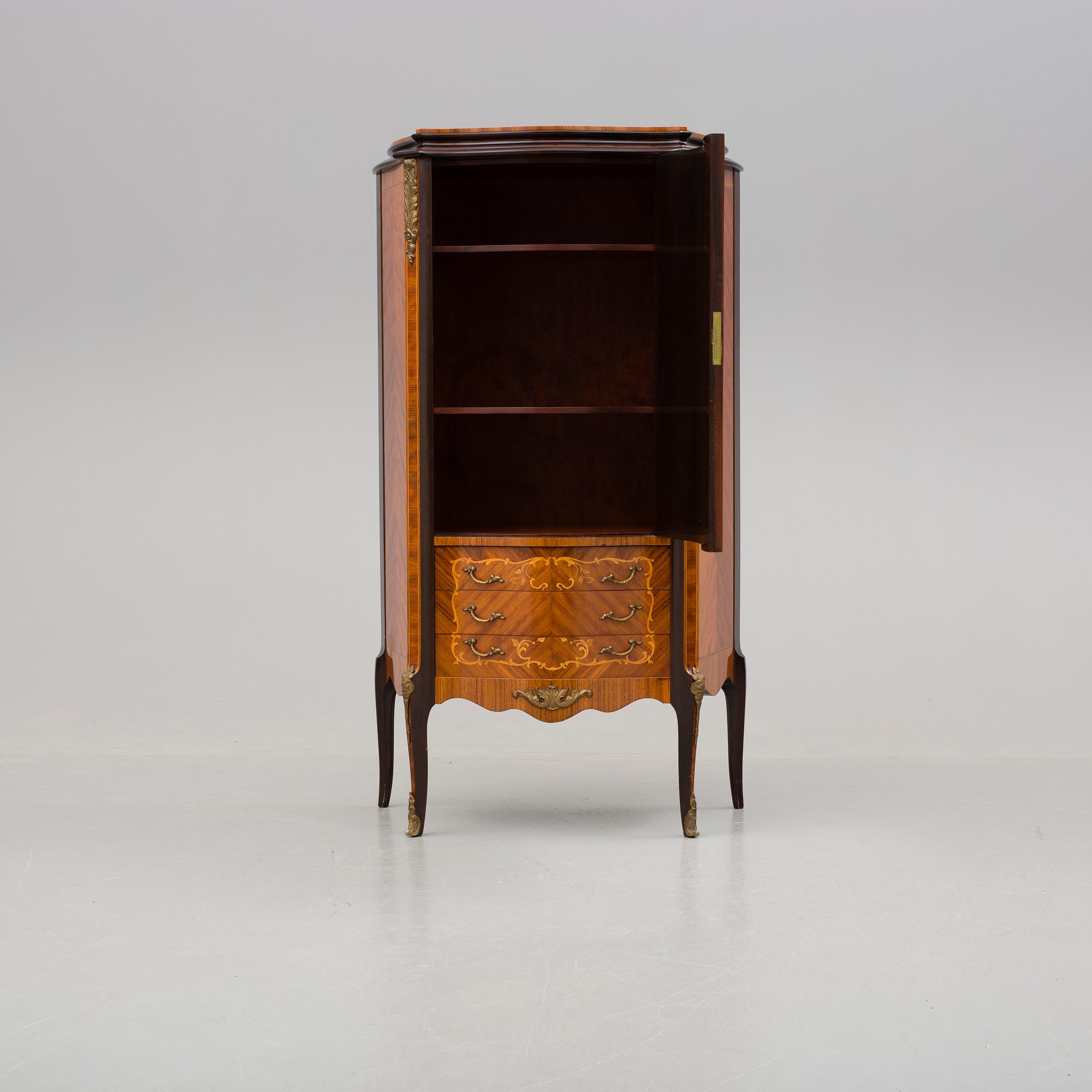 SKÅP, Louis XVI-stil, 1900-talets mitt.