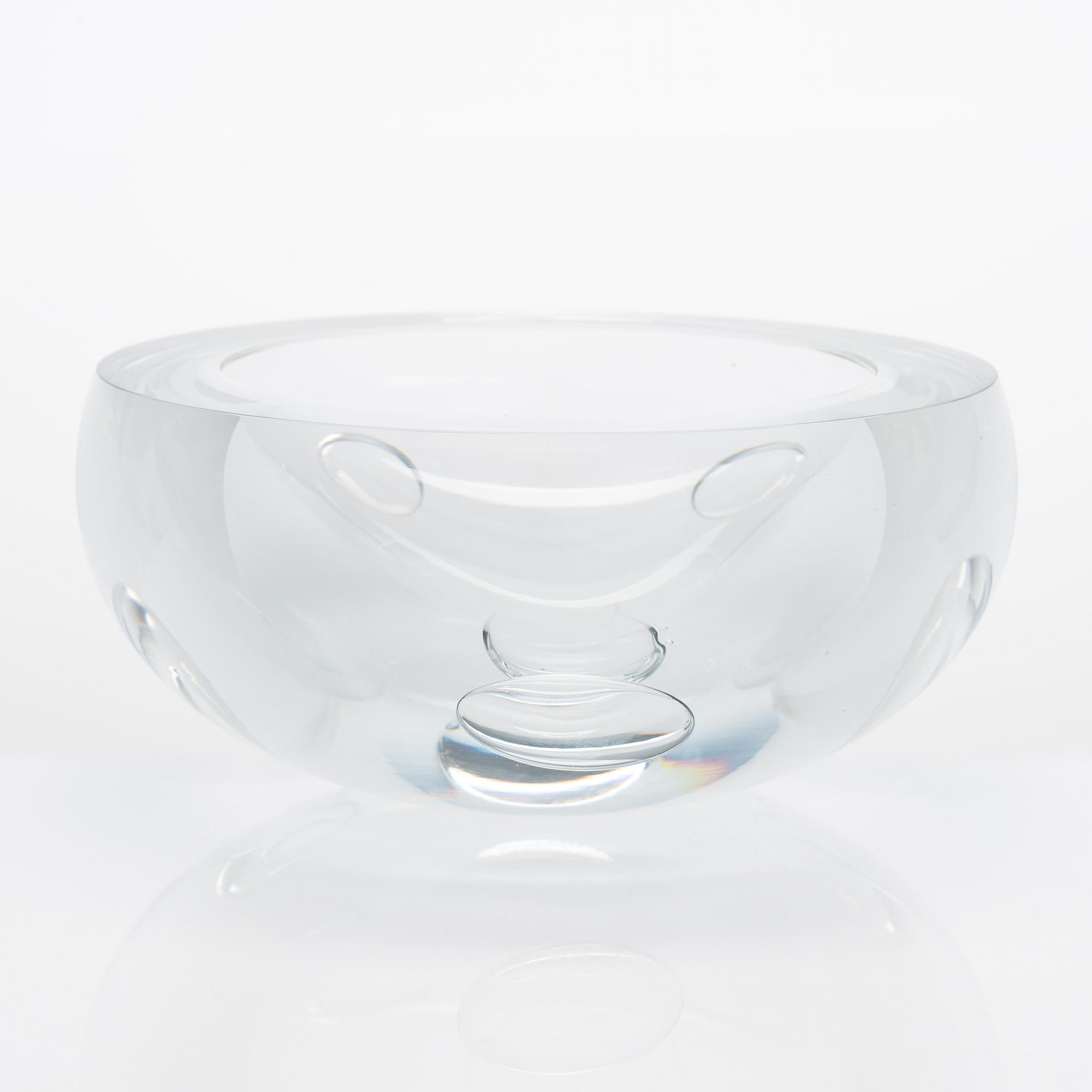 Timo Sarpaneva, baptismal bowl Claritas  'The Holy Trinity' signed Timo Sarpaneva Iittala 1984.