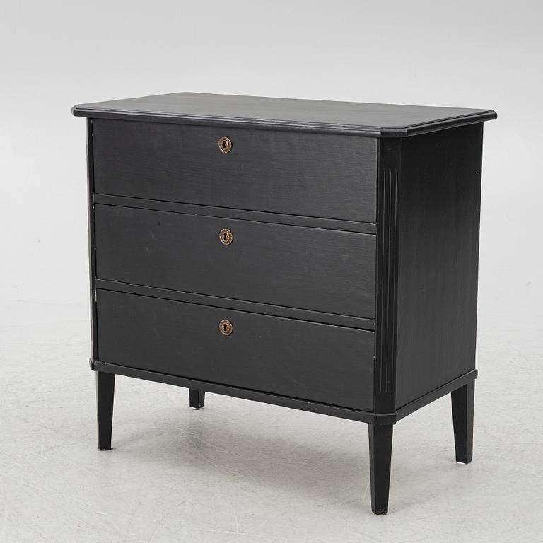 byrå, gustaviansk stil, 1900-talets andra hälft.