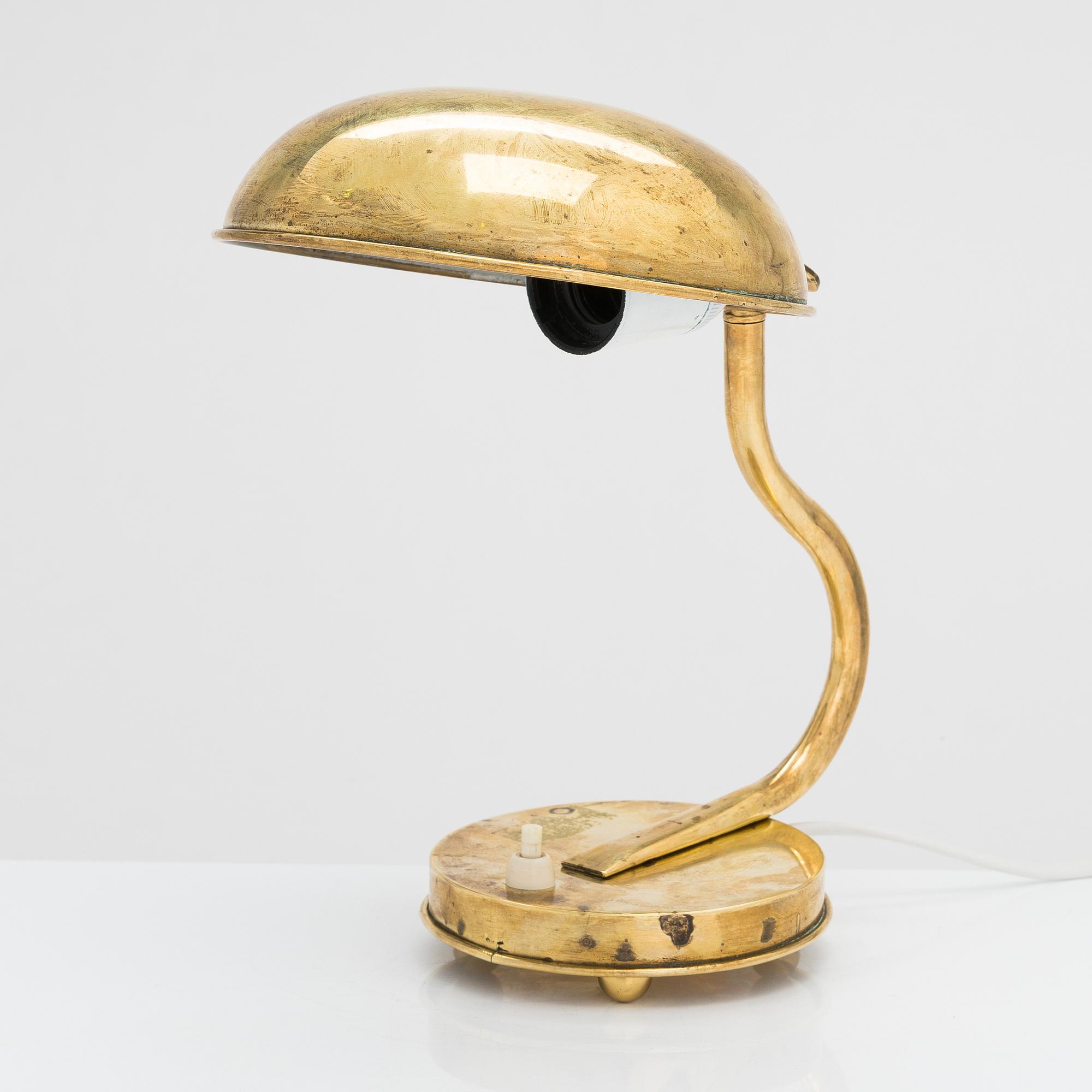 A mid 20th century brass table lamp.