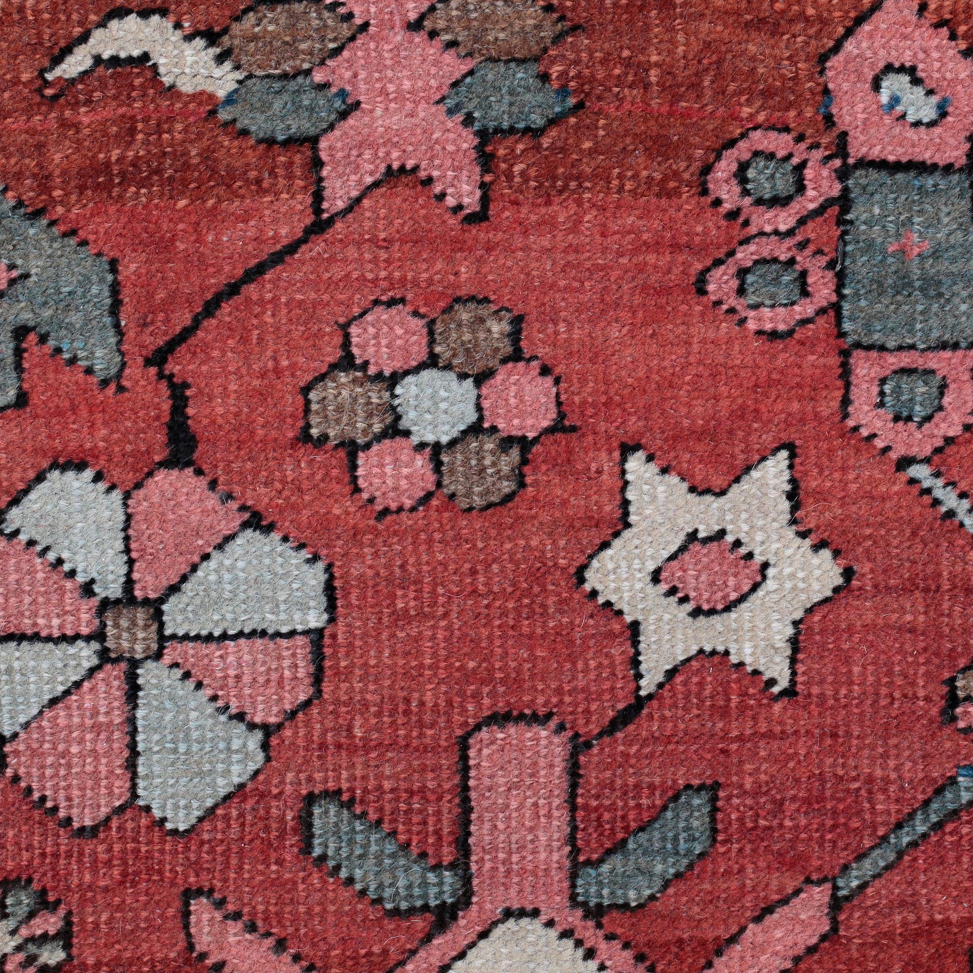 SEMIANTIK HERIS. 448 x 348 cm.